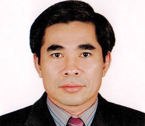 Ông Nguyễn Huy Hiền