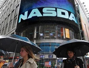 Phố Wall gần như đi ngang trong phiên đầu tuần, sau tuần "mất máu" mạnh trước đó - Ảnh: Reuters