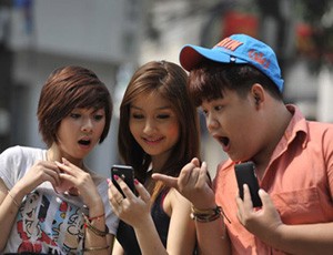 Đại gia di động mong hốt bạc dịp Euro