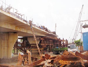 Chỉ định thầu tràn lan, khoảng tối “chạy chọt”