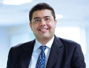Ông Madhur Maini 