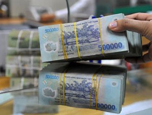 Nới tín dụng: Cảnh giác khi gỡ rào