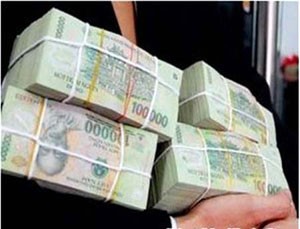 Cấu kết với giám đốc ngân hàng để lừa đảo