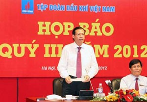 Lãnh đạo Tập đoàn Dầu khí Việt Nam tại buổi họp báo thường kỳ của Tập đoàn chiều ngày 8/10