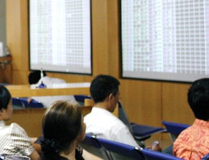 Sự kiện chứng khoán đáng chú ý ngày 16/11