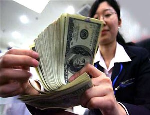 Pháp luật cần có quy định cụ thể, chính xác về phạm vi được phép sử dụng ngoại hối và không được phép sử dụng ngoại hối trên lãnh thổ Việt Nam.