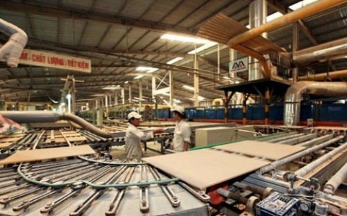 Sẽ có nhiều doanh nghiệp được gia hạn và giảm một số khoản thuế theo hướng dẫn của Bộ Tài chính...