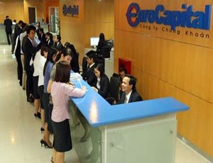 ECC bị kiểm soát trong 1 năm