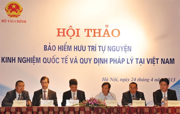 Bảo hiểm hưu trí tự nguyện: Ưu đãi thuế quyết định