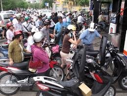 Tăng giá xăng tối đa 426 đồng từ 20h tối nay