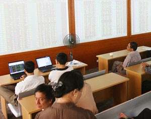 Sự kiện chứng khoán đáng chú ý ngày 27/6