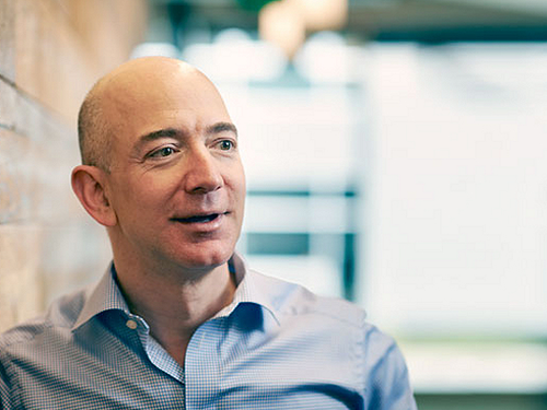 Bezos mua lại Washington Post với tư cách cá nhân