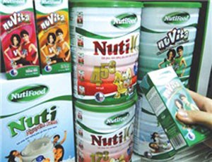 Nutifood tài trợ dinh dưỡng toàn diện cho Học viện Bóng đá HAGL