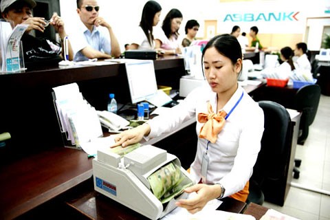 EVN bán 5,25% vốn ABBank cho Geleximco đưa Geleximco trở thành cổ đông nắm lượng lớn cổ phần của ABBank.