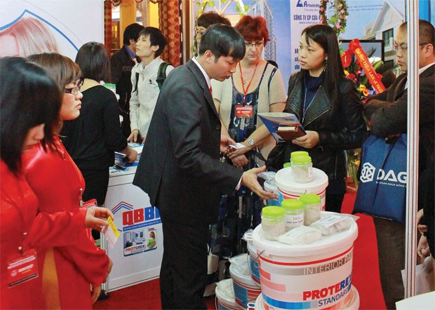 Đón Tết, vật liệu hoàn thiện nhà ở hút khách 